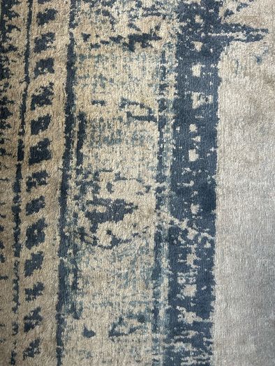 Large Zuiver Marvel Rug in 'Neptune' colourway