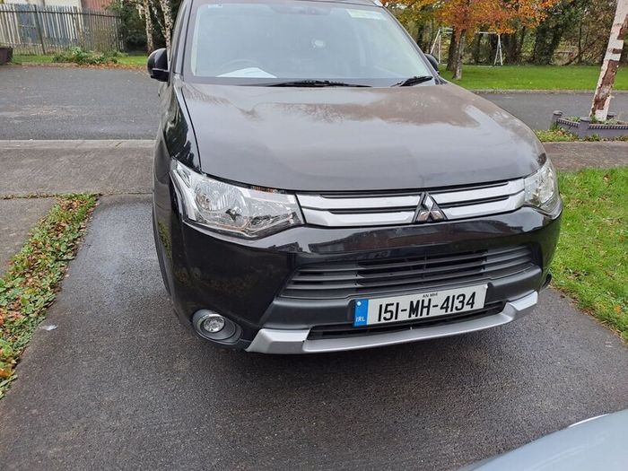 Mitsubishi Outlander 2015