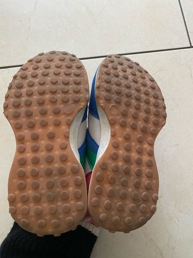 Kids trainers/runners size 12UK