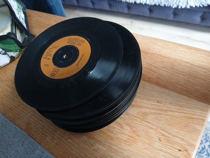 7" Records Not Fit For Playing! 50 In Total