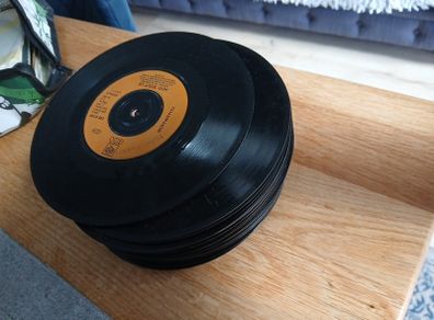 7" Records Not Fit For Playing! 50 In Total