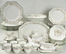 Eternal Beau dinner set