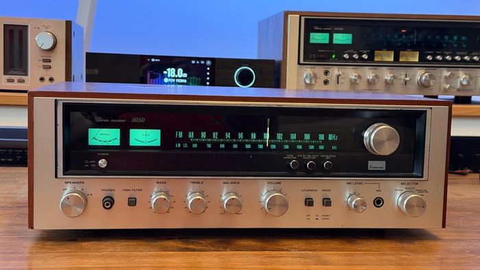 sansui 5050 -Recapping 2 years ago