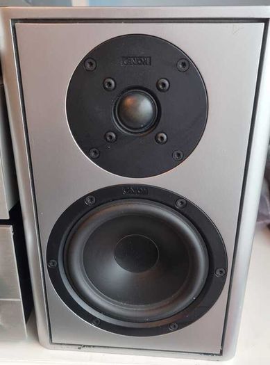 From 1979 Hi-Fi set, Tensai (Akai) working good, see the pictures.