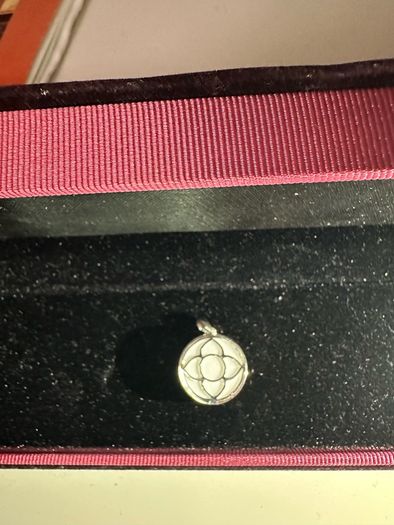 diamond MOP pendant