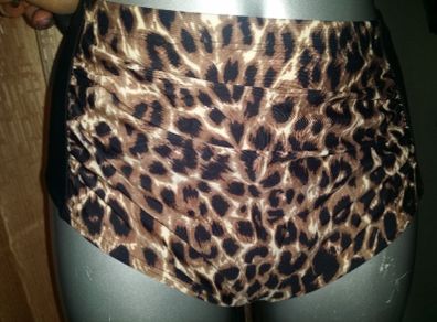High waist swimming bottoms black/leopard print size UK18 EUR46 Postage included