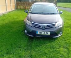 Toyota Avensis 2013