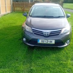 Toyota Avensis 2013