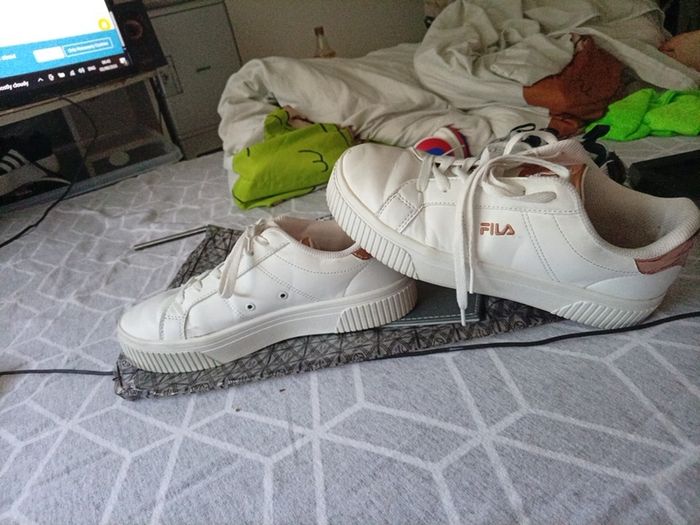 FILA gold limited edition