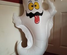 Inflatable ghost