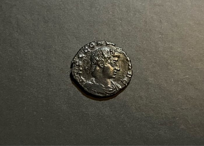Roman Coin, Constantine Dynasty, Superb Detail