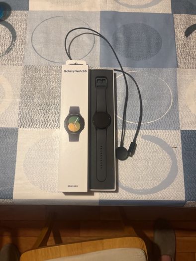 Samsung Galaxy Watch5 40mm (Graphite)