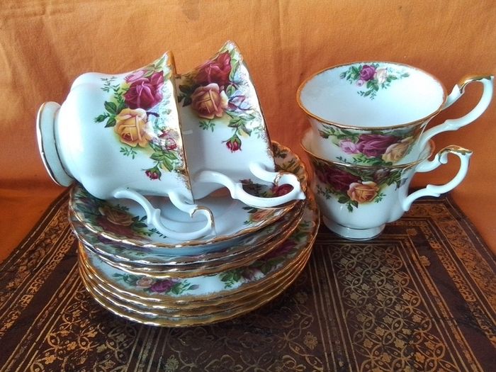 Four Good Royal Albert "Old Country Roses" Trio's
