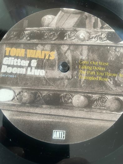 Tom Waits - Glitter And Dome Live (plus 7" and gig ticket)