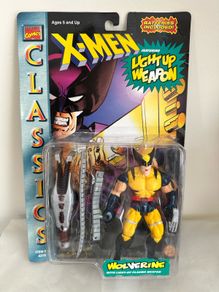 Rare Vintage 1996 Toy Biz X-Men Classics Wolverine (Stealth / Light-Up Weapon)