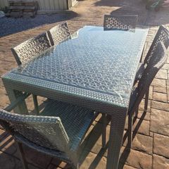 Garden table