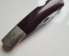 Damascus steel pocket knife