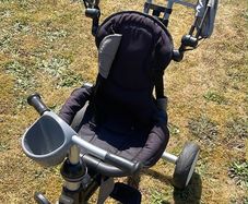 Q play grey trike