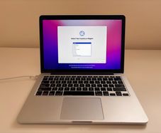 MacBook Pro 13" Retina