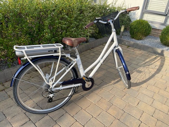 Pendleton Somerby E Electric Hybrid Bike     As New     Fully Serviced