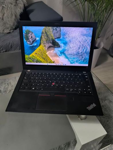 lenovo X280 12.5 inch i5 8 generation 16GB ram 256GB m2
