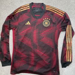 Germany 2022 home football shirt BNWT