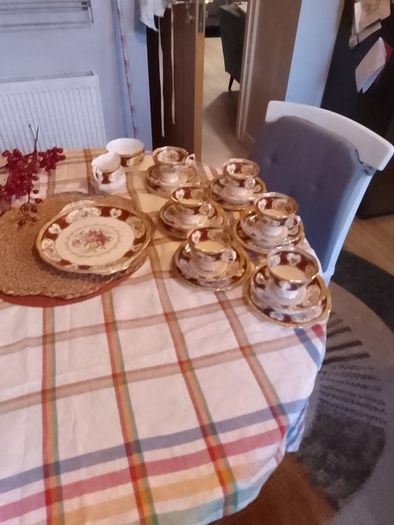 Vintage Royal Albert Bone China Lady Hamilton tea set 20pirce