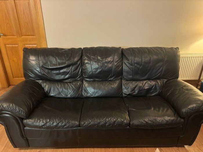 Need gone ASAP 3 seater couch and 1 seater
