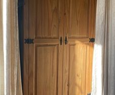 wardrobe pine high quality
