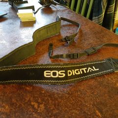 Canon EOS strap