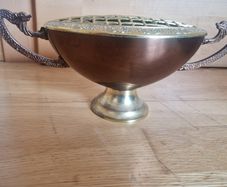 Vintage copper and brass rose bowl