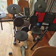 Digital Drums 220X Electronic Drum Kit by Gear4music -