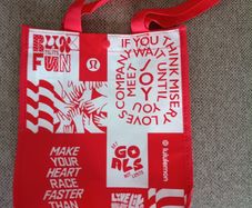Lululemon small shopping bag in very good condition see last two photos for exact measurements FREE STANDARD POSTAGE INCLUDED
