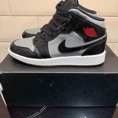Nike Air Jordan 1