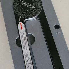 Angle finder