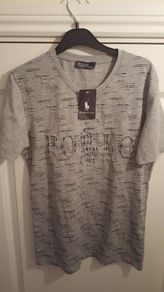 T-shirt size XS