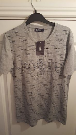 T-shirt size XS