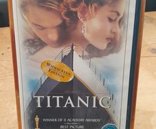 Titanic - VHS - Widescreen Edition