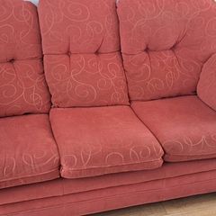 For Sale 3 seater Couch and 2 armchairs.
