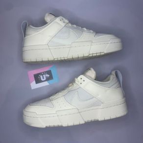 Get Premium Chic Dunks