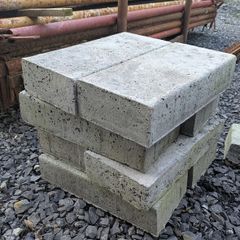 Padstones
