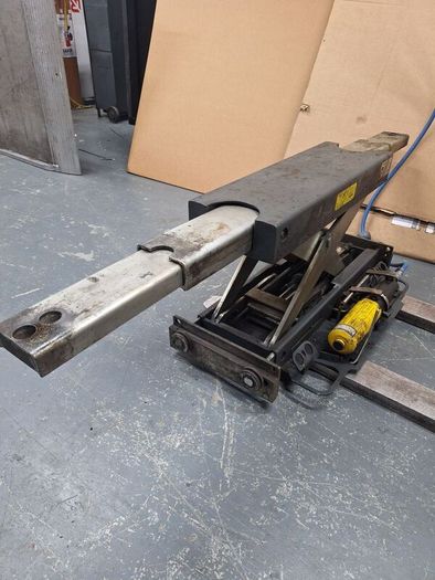 Maha Jacking beam