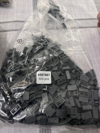 LEGO 5300 piece's 23 bags