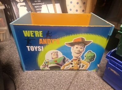 toy box