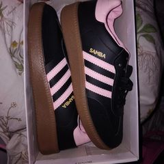 Size 7 runners