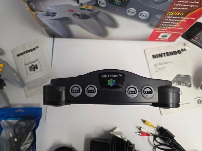 Nintendo 64 Boxed Console + Game