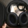 Noise cancelling headphones Image 2