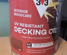 Unopened 2.5L 3V3 UV resistant decking oil