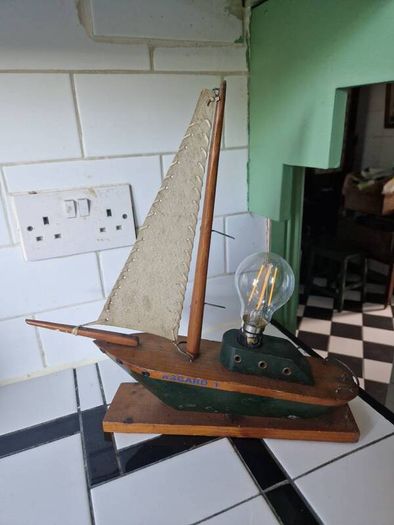 Asgard 1 Irish Mid Century period Vintage lamp model of  Asgard 1 wooden lamp