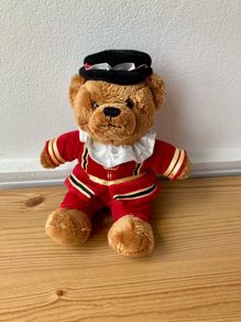 Harrods beefeater teddy
